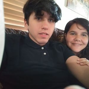 Meet your Posher, Aaron